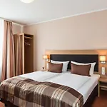 Sarah Hotel