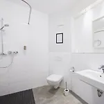 Hotel Sarah