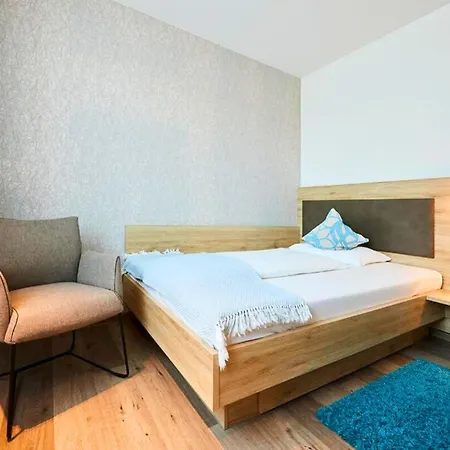 Sarah 3* Heinsberg (North Rhine-Westphalia)